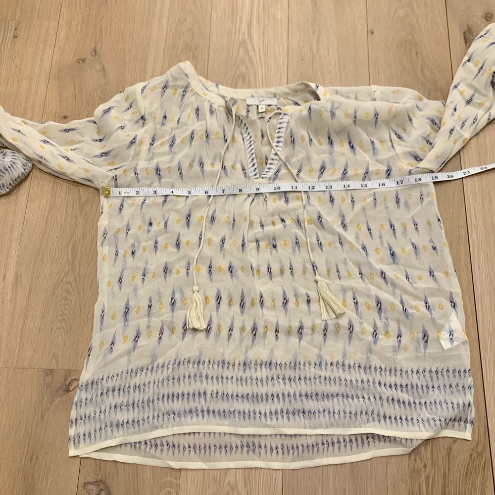 Joie Auberon Silk Boho Split Neck Blouse Top XS - Picture 11 of 14